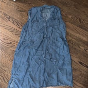 Sleeveless jean like dress